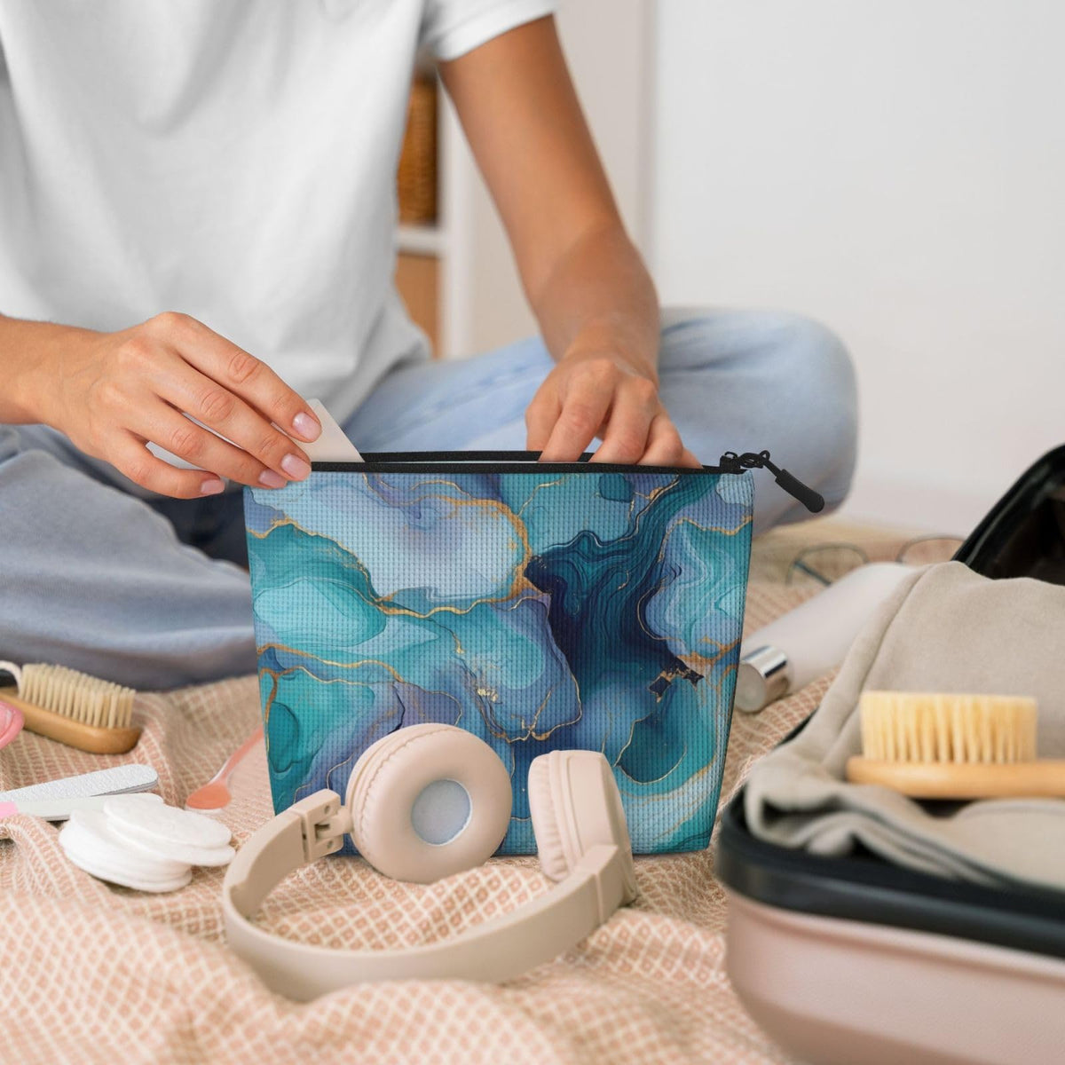 Braytow Blue Marble Classic Print Cosmetic Bags, Waterproof Makeup Storage Pouch for Women Holiday Gifts, 9.45 x 6.7 Inches - thewildfolk Braytow Blue Marble Classic Print Cosmetic Bags, Waterproof Makeup Storage Pouch for Women Holiday Gifts, 9.45 x 6.7 Inches