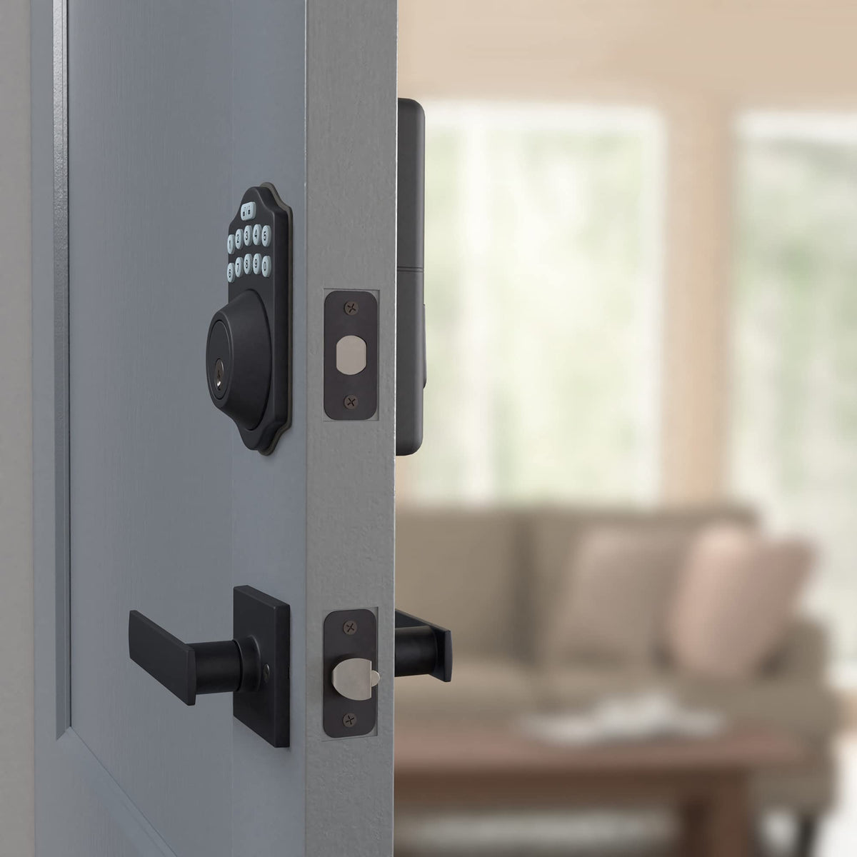 Amazon Basics Traditional Electronic Keypad, Keyless Entry Door Lock Deadbolt with Handle Set, Easy Installation, Matte Black