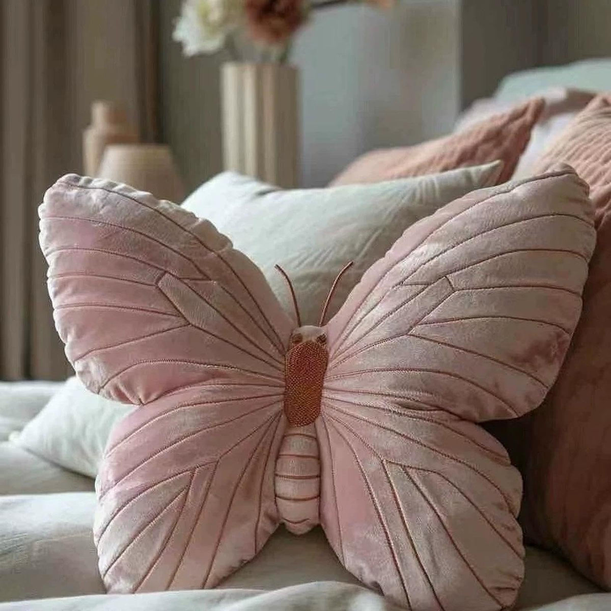 Karoeiwa Butterfly Pillow Cute Butterfly Decorative Throw Pillows 15.5 x 11.8 inch for Women Room Home Garden Sofa Couch Pink