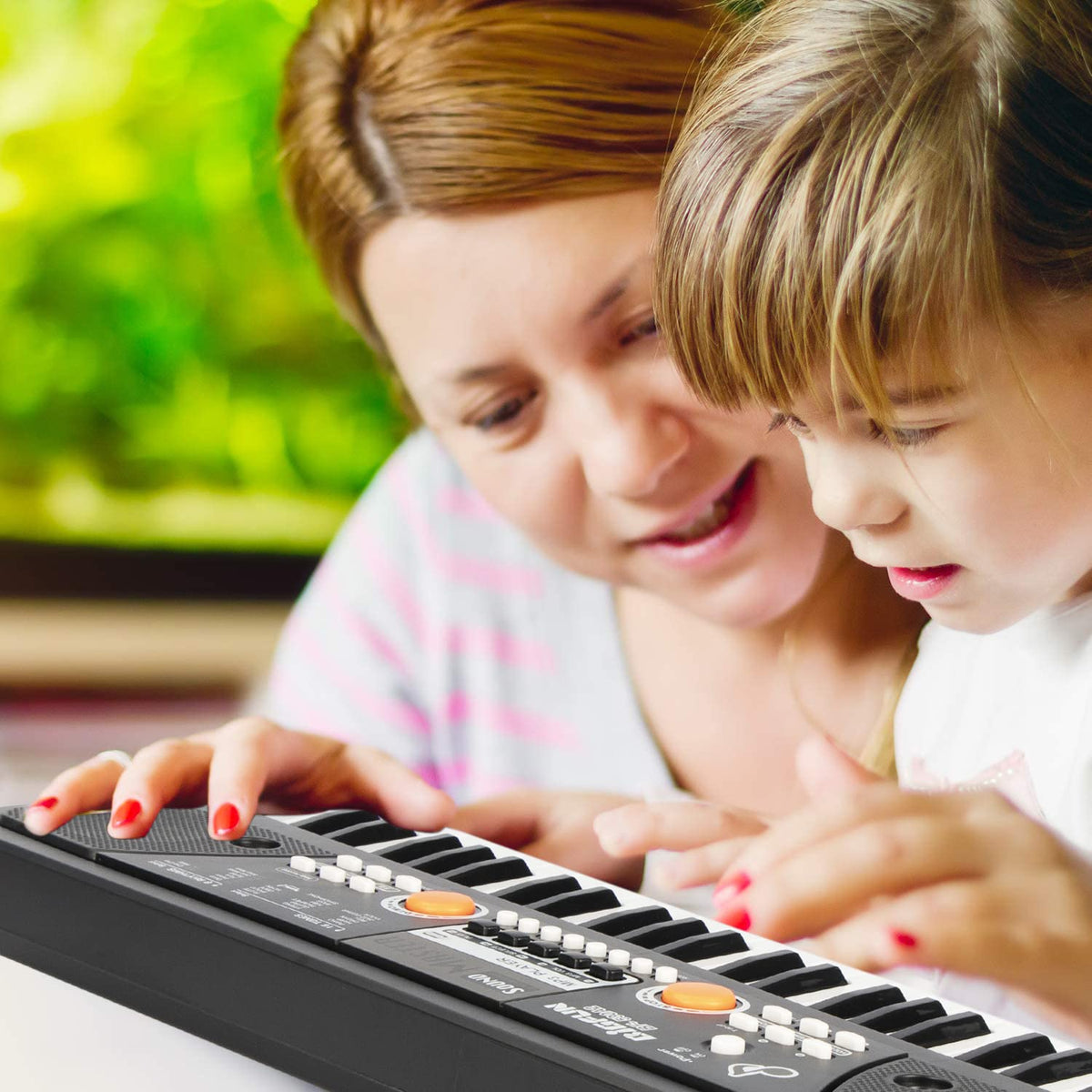 Raimy 61 Keys Kids Piano Keyboard for Beginners with Microphone