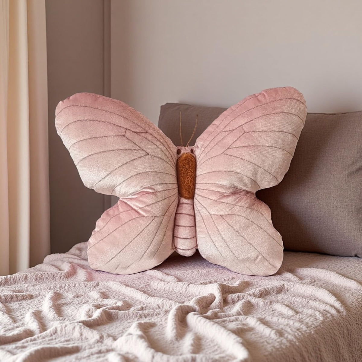 Karoeiwa Butterfly Pillow Cute Butterfly Decorative Throw Pillows 15.5 x 11.8 inch for Women Room Home Garden Sofa Couch Pink