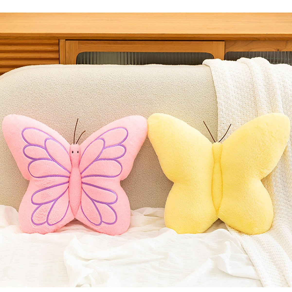 Karoeiwa Butterfly Pillow Cute Butterfly Decorative Throw Pillows Cushion 16 x 12 inch for Women Room Home Garden Sofa Couch Yellow