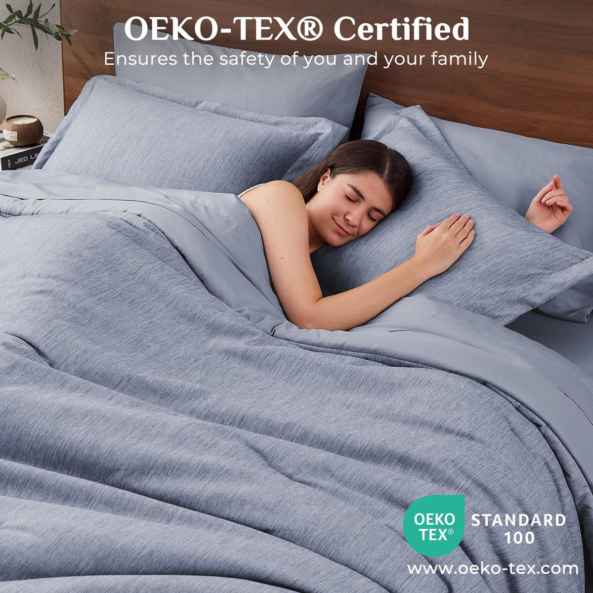 JOLLYVOGUE Navy Blue Queen Comforter Set, Cationic Dyeing Bed in a Bag Queen 7 Pieces, Double-Tone Bedding Set with Down Alternative Comforter, Sheets, Pillowcases & Shams
