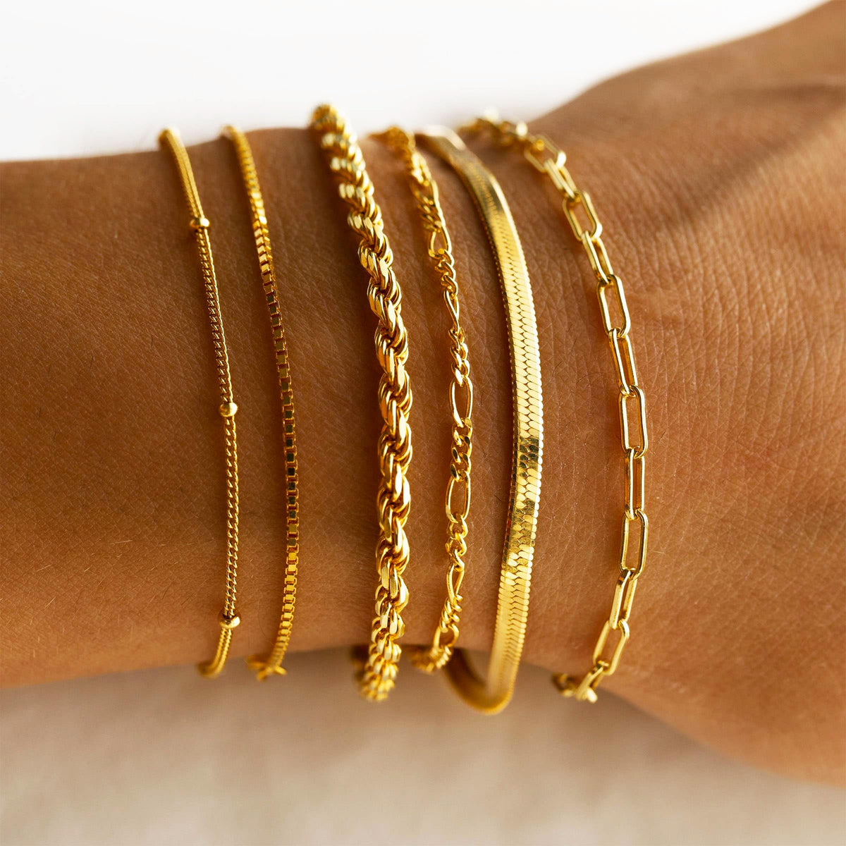 DEARMAY Gold Bracelets for Women Non Tarnish 14K Gold Plated Minimalist Bracelets Stack for Women Trendy Dainty Stackable Paperclip Rope Snake Box Figaro Chain Bracelets Set Pack Jewelry Sets Costume Fashion Gifts