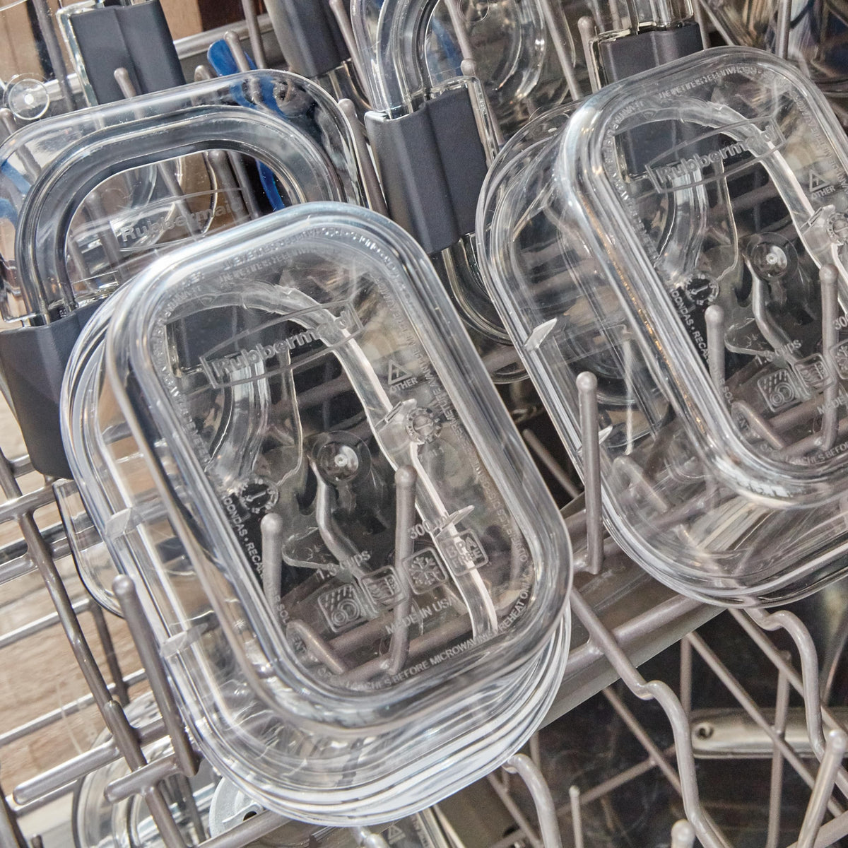 Rubbermaid Brilliance Food Containers